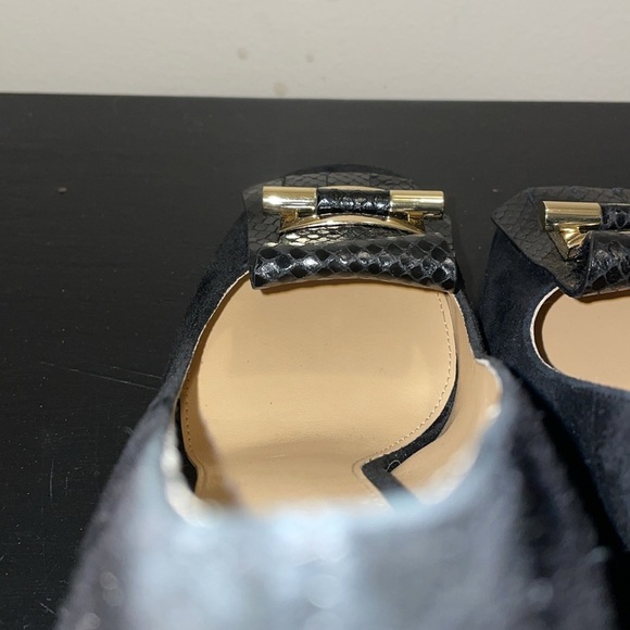 Michael Michael Kors Gloria Kiltie Chunk Heel Suede Shoes. Size 8. - Picture 10 of 13